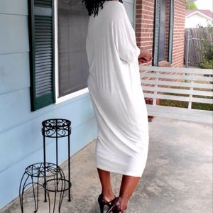 The slouchy tee midi